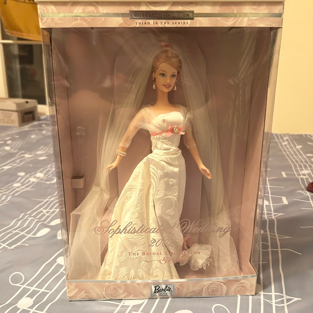 Barbie Sophisticated Wedding 2002 Bridal Doll - White